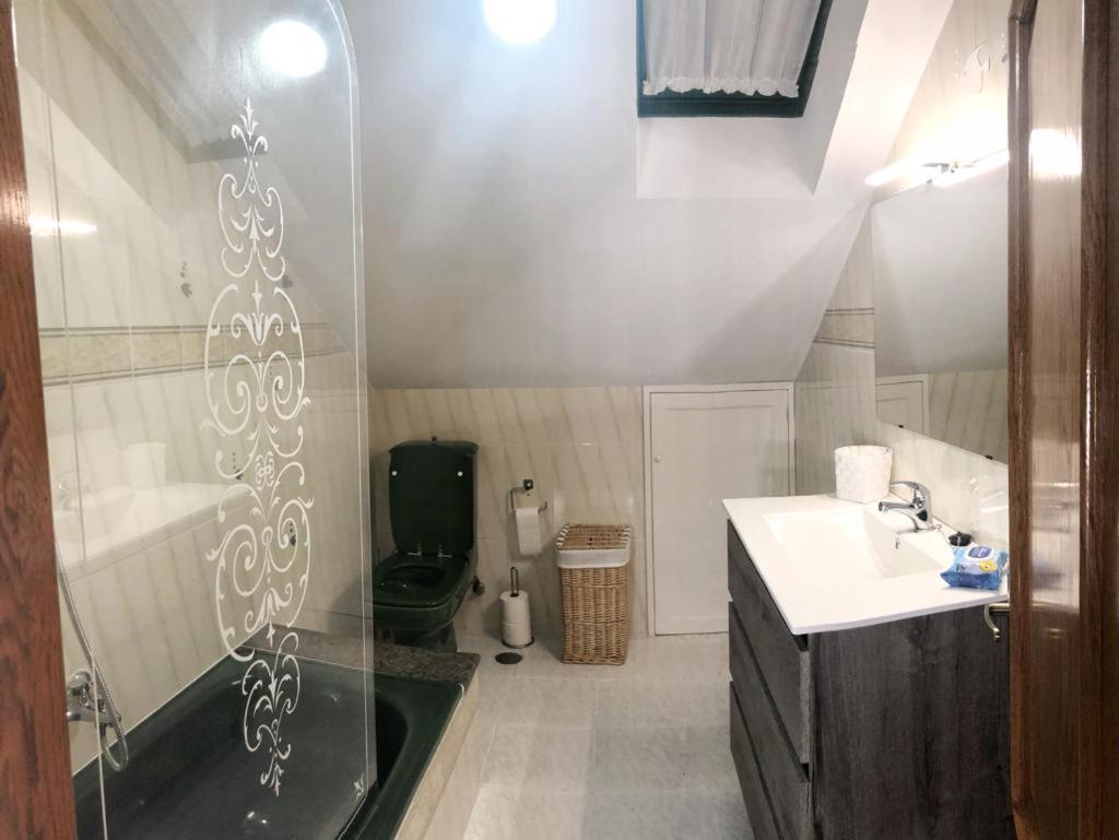 El Rincon Del Unico Apartment Oviñana Екстериор снимка